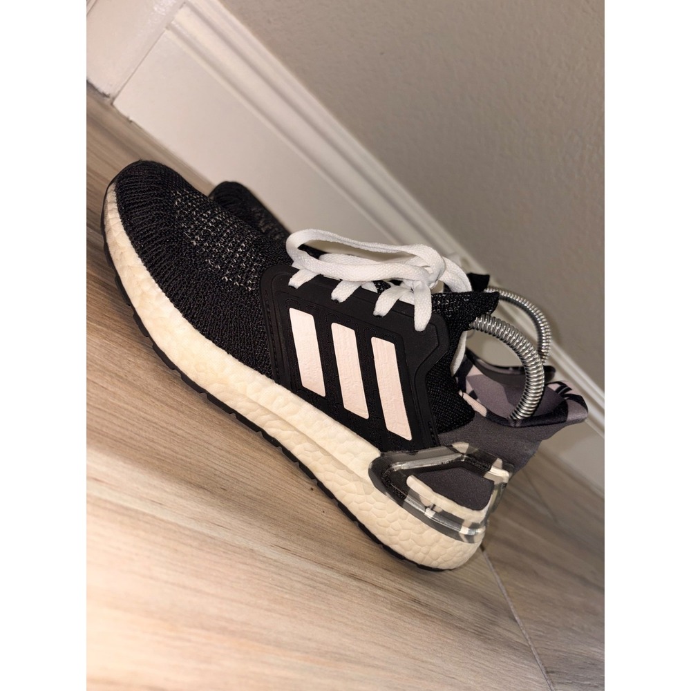 Adidas UltraBoost 20 Shoes Women's Size 8 Black Camo Running Athletic Sneakers - Picture 3 of 7